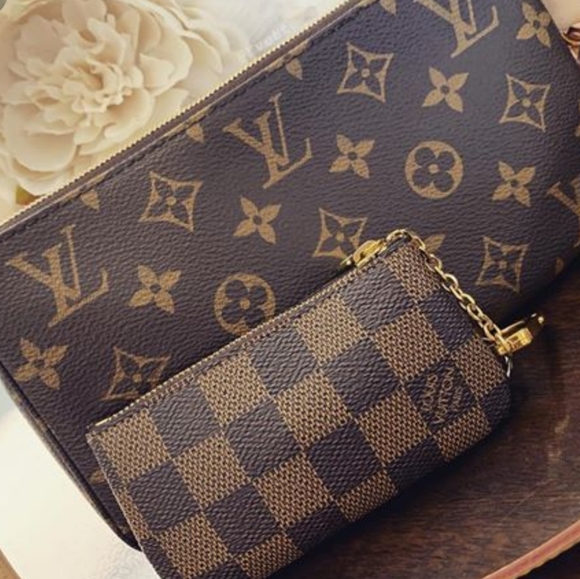 Meet your Poshers Megan and Hector R. - Picture 10 of 10